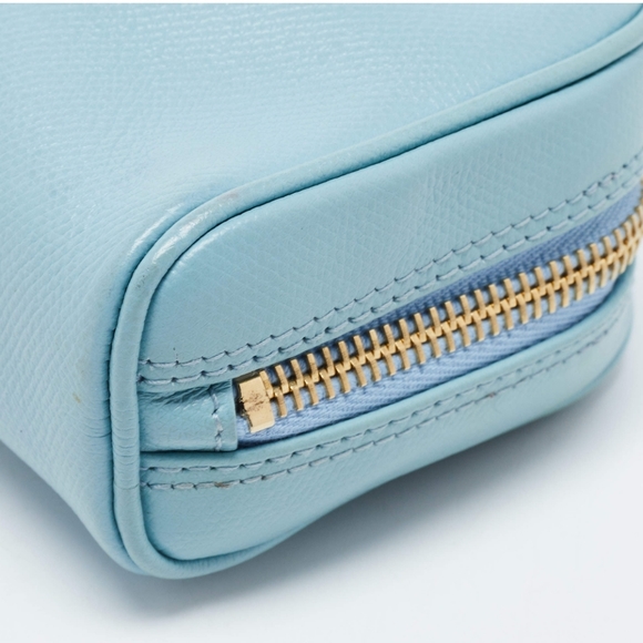 CHANEL Light Blue Cosmetic pouch - Picture 10 of 10